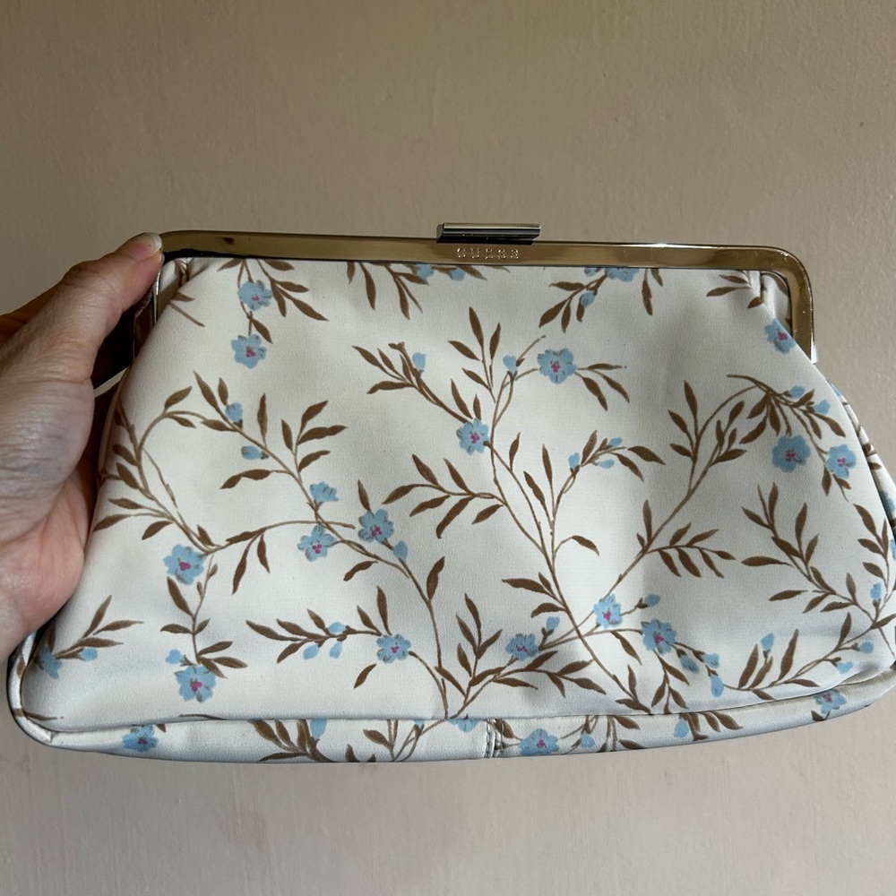Guess VINTAGE Y2K Cream and Blue Floral Clutch